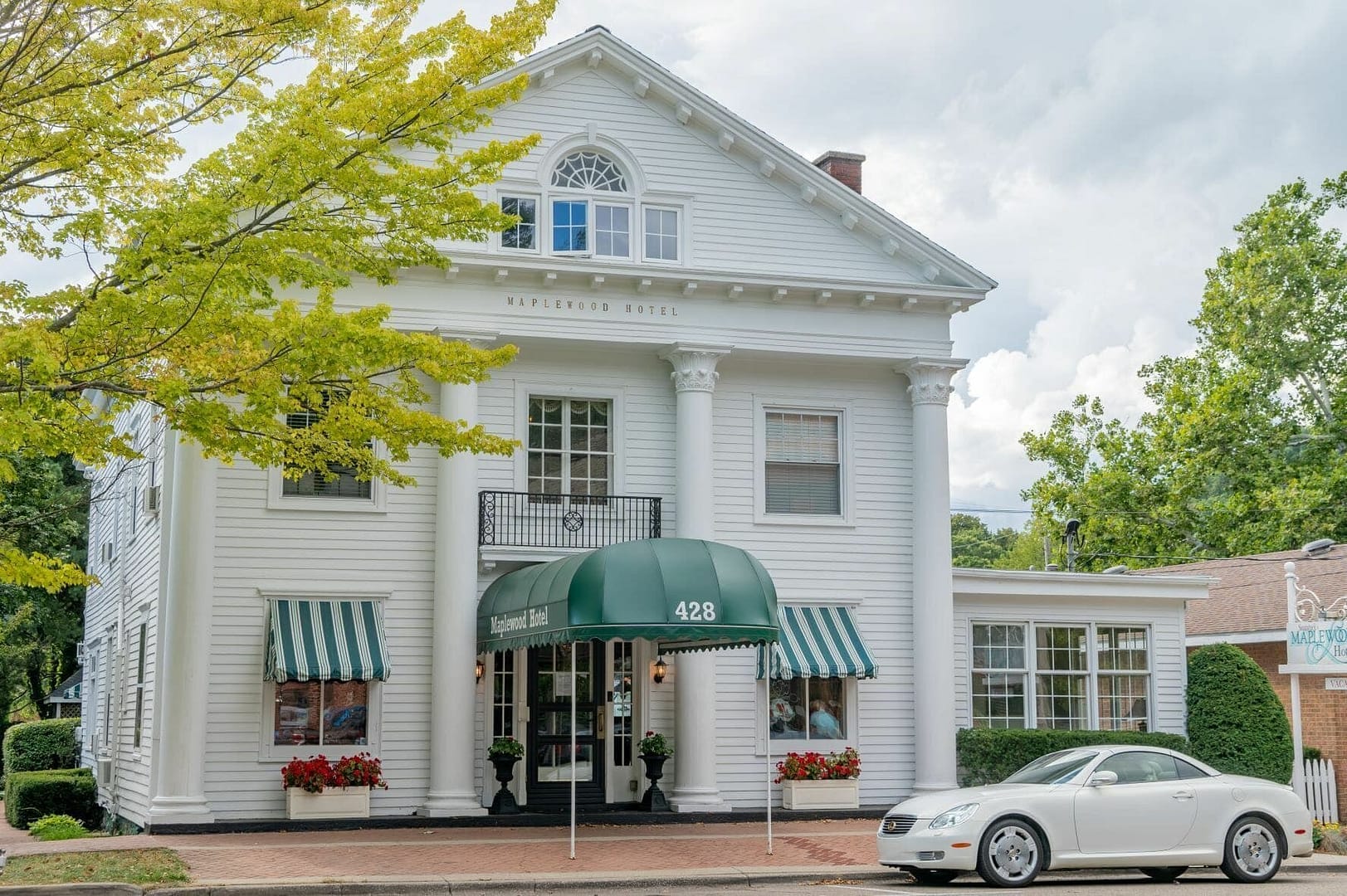 Building view of Maplewood Hotel