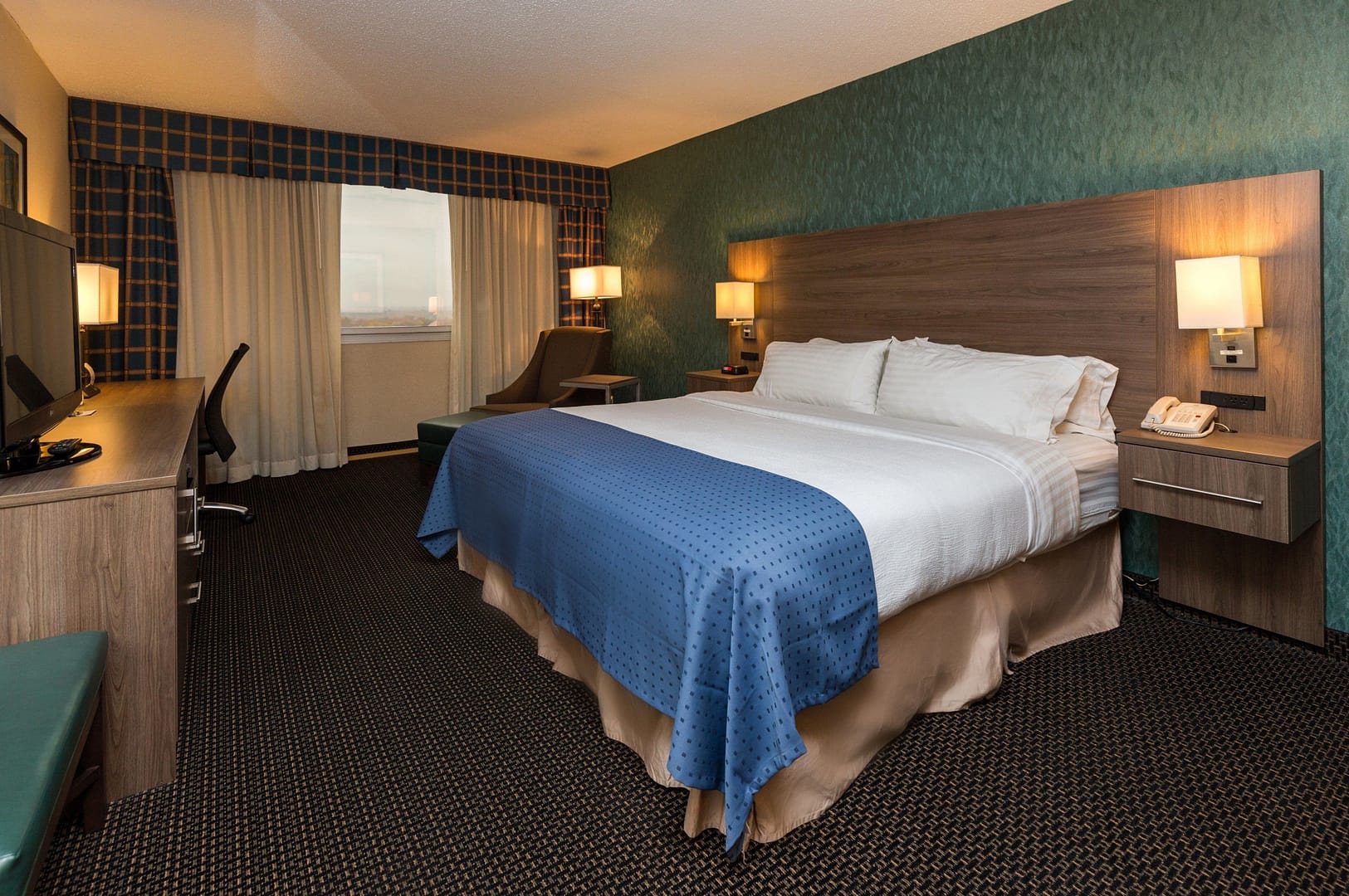 Bedroom view of Holiday Inn Des Moines Dtwn Mercy Area