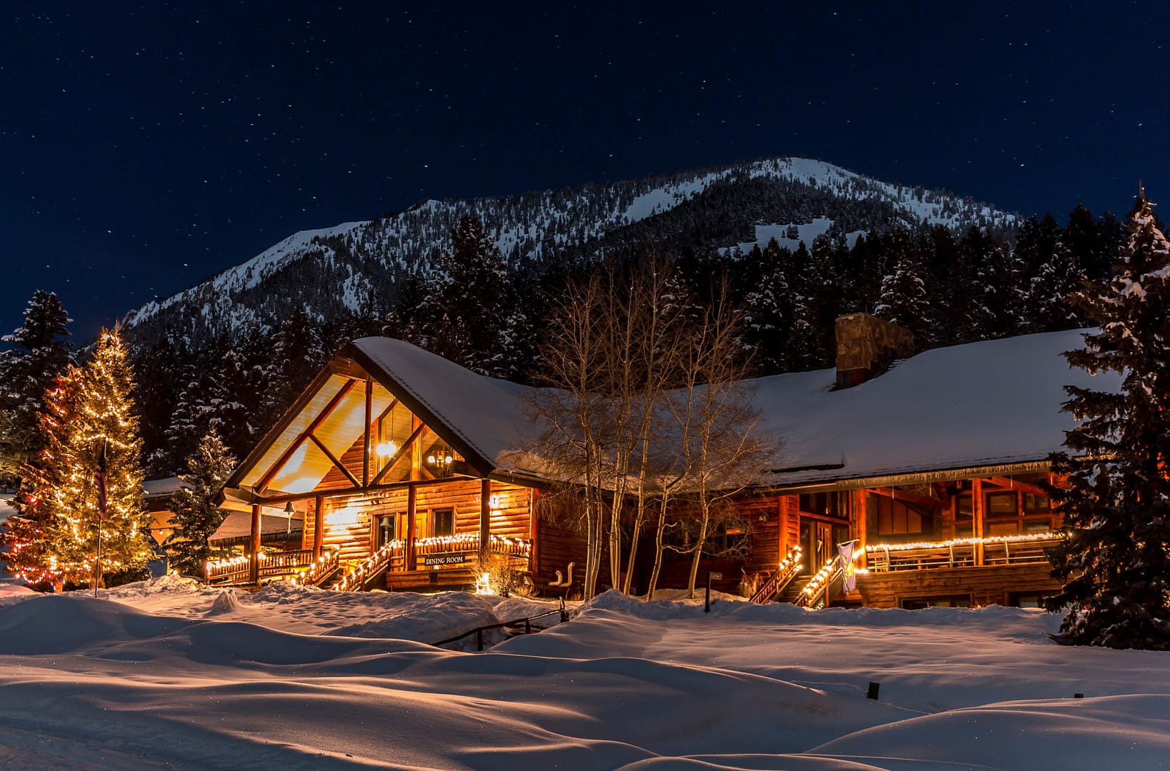 Building view of Lone Mountain Ranch