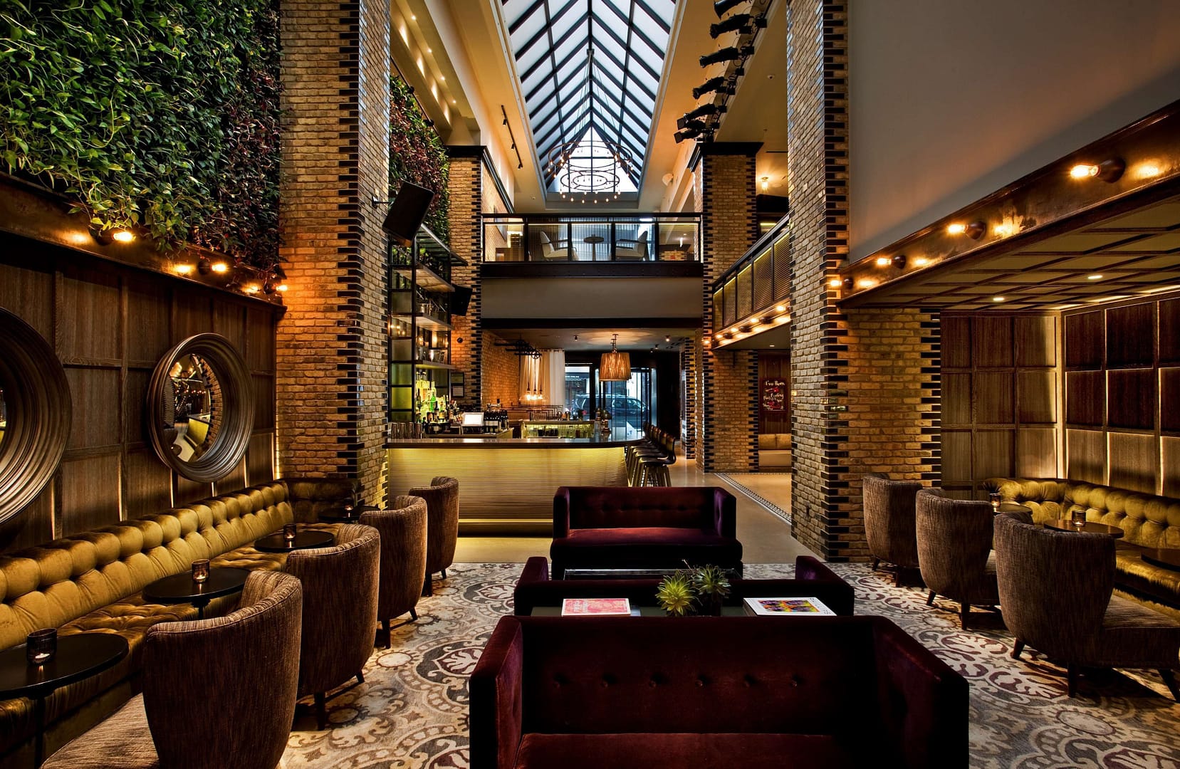 Bar view of Thompson Chicago