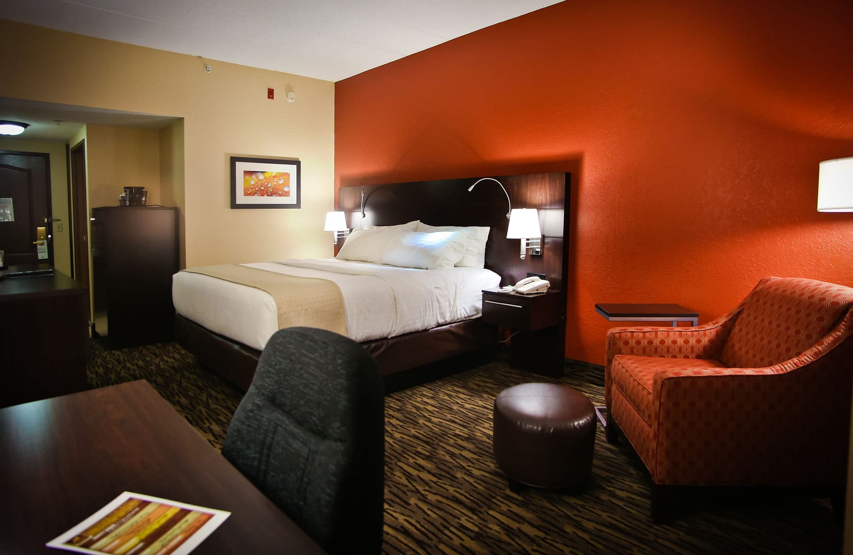 Bedroom view of Holiday Inn & Suites la Crosse - Downtown, an IHG Hotel