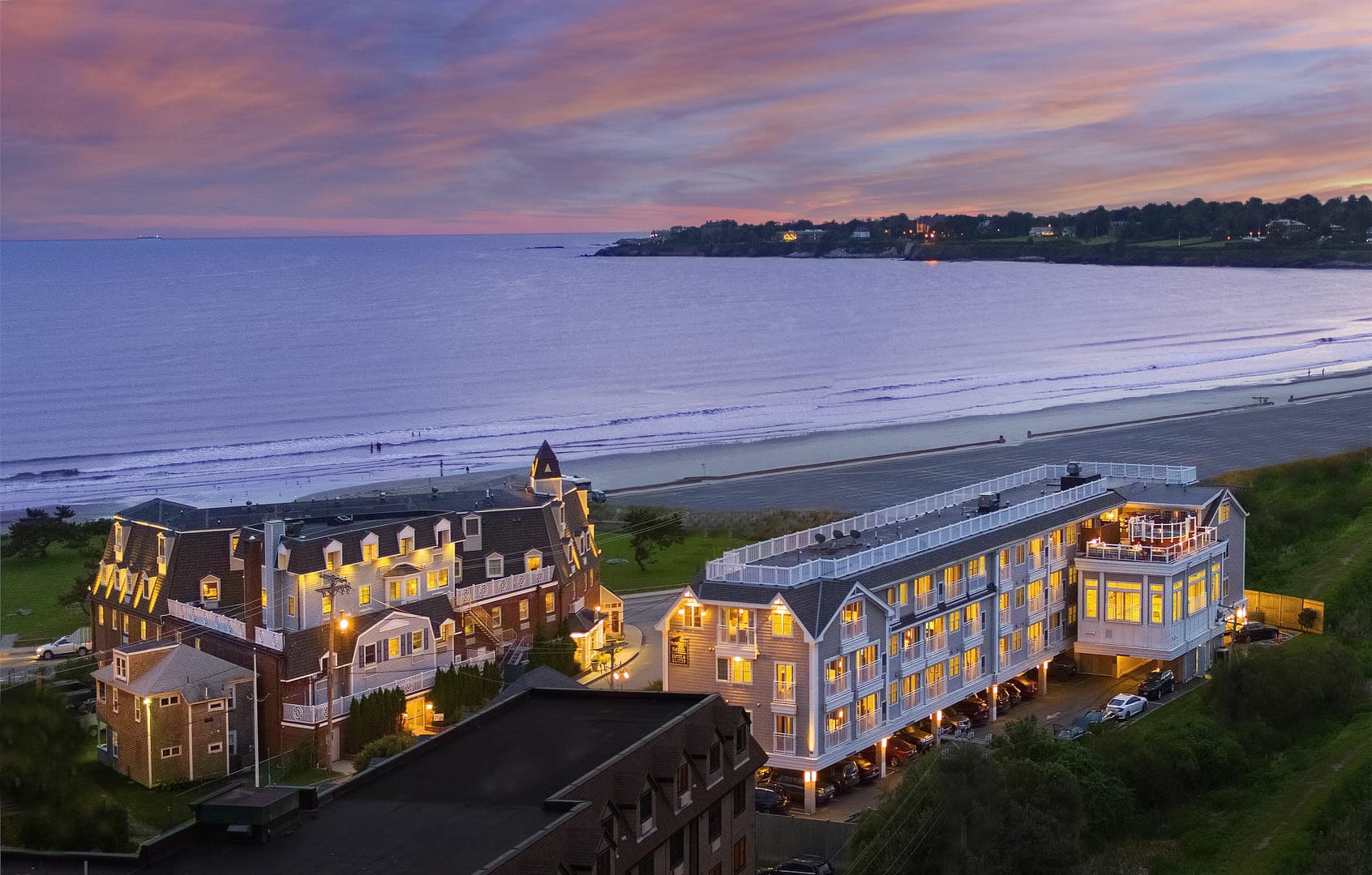 Outside view of Newport Beach Hotel & Suites