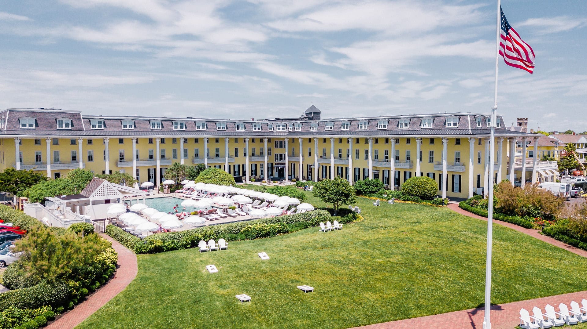 Building view of Congress Hall