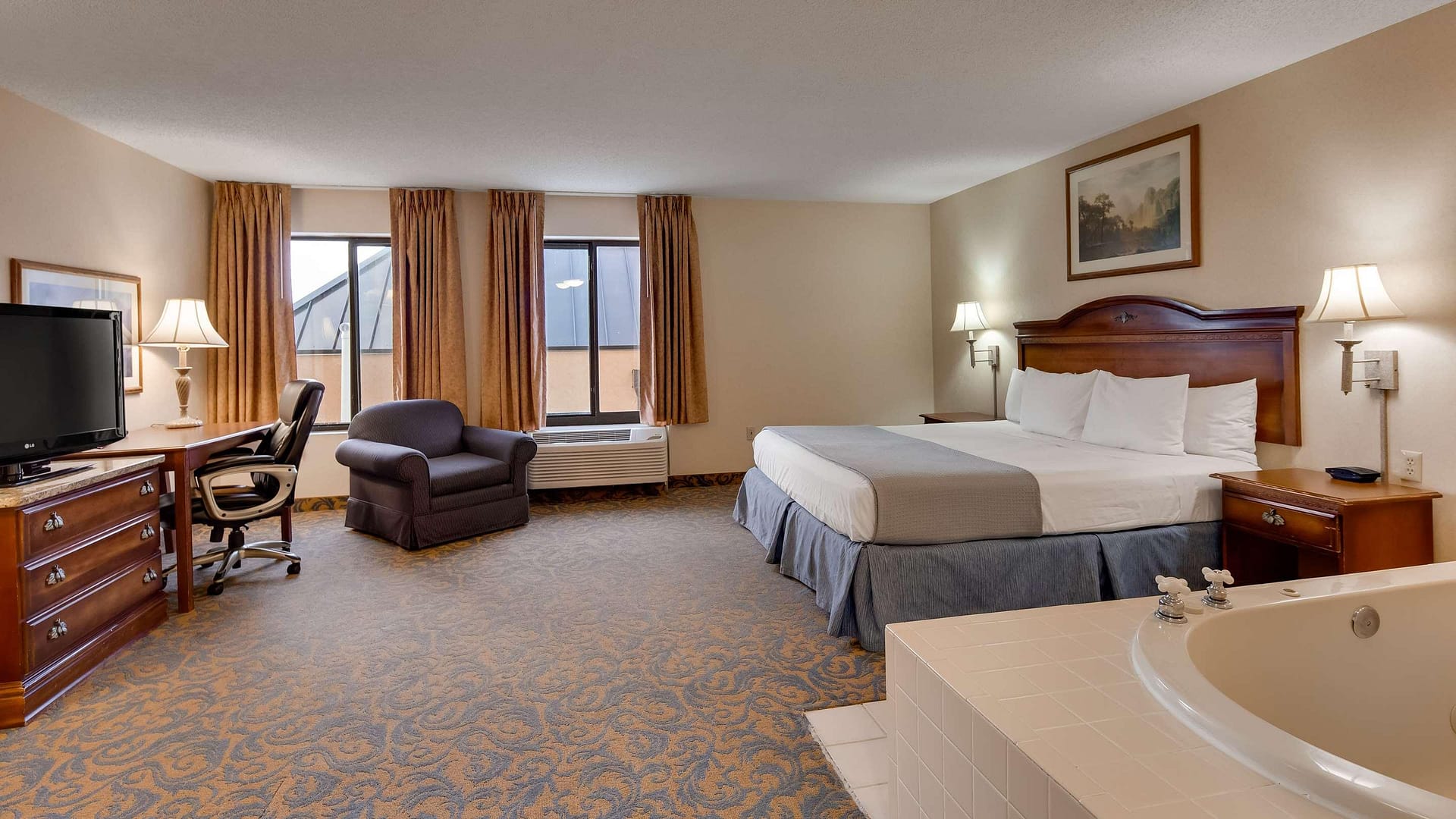 Bedroom view of SureStay Plus Hotel by Best Western Cheyenne