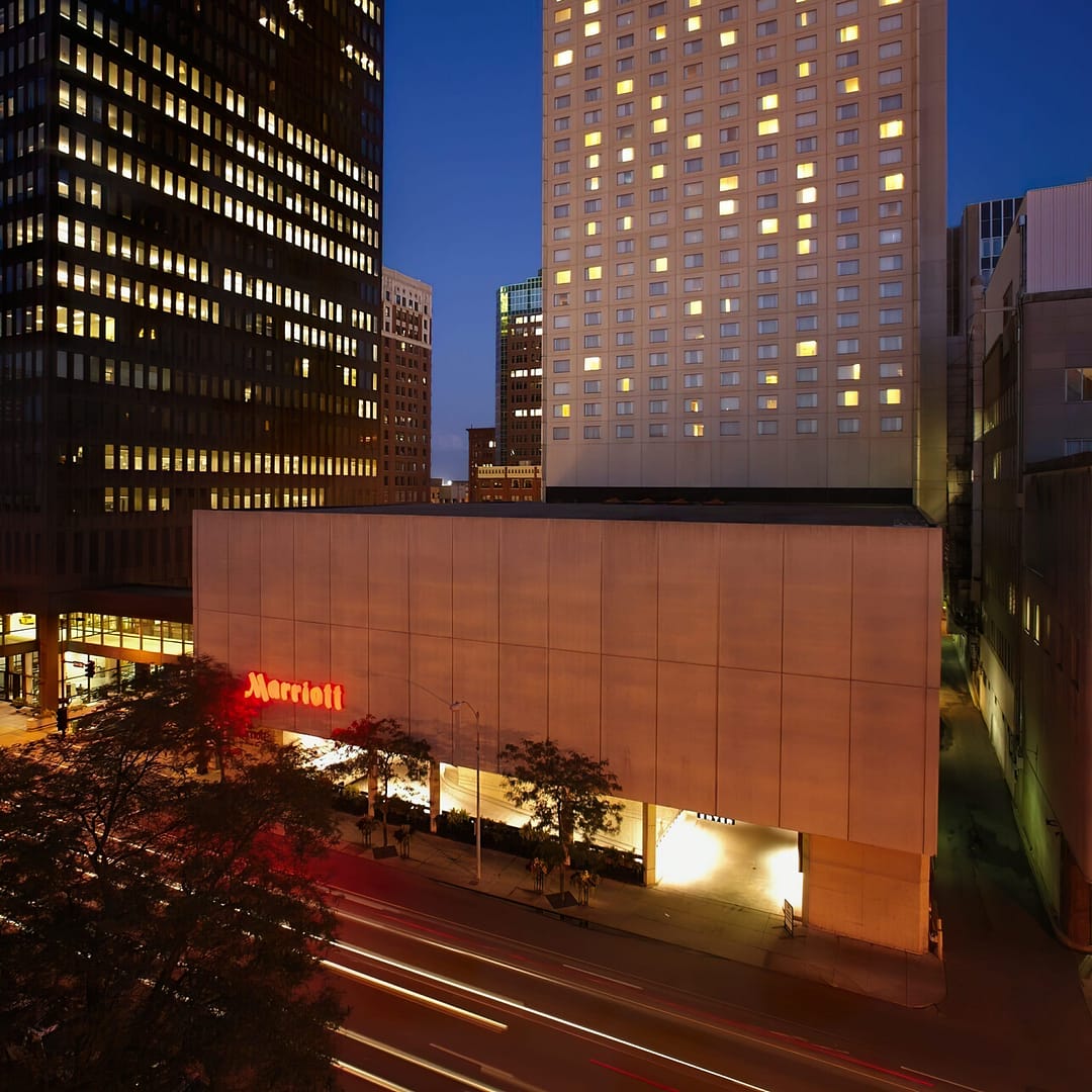 Building view of Des Moines Marriott Downtown