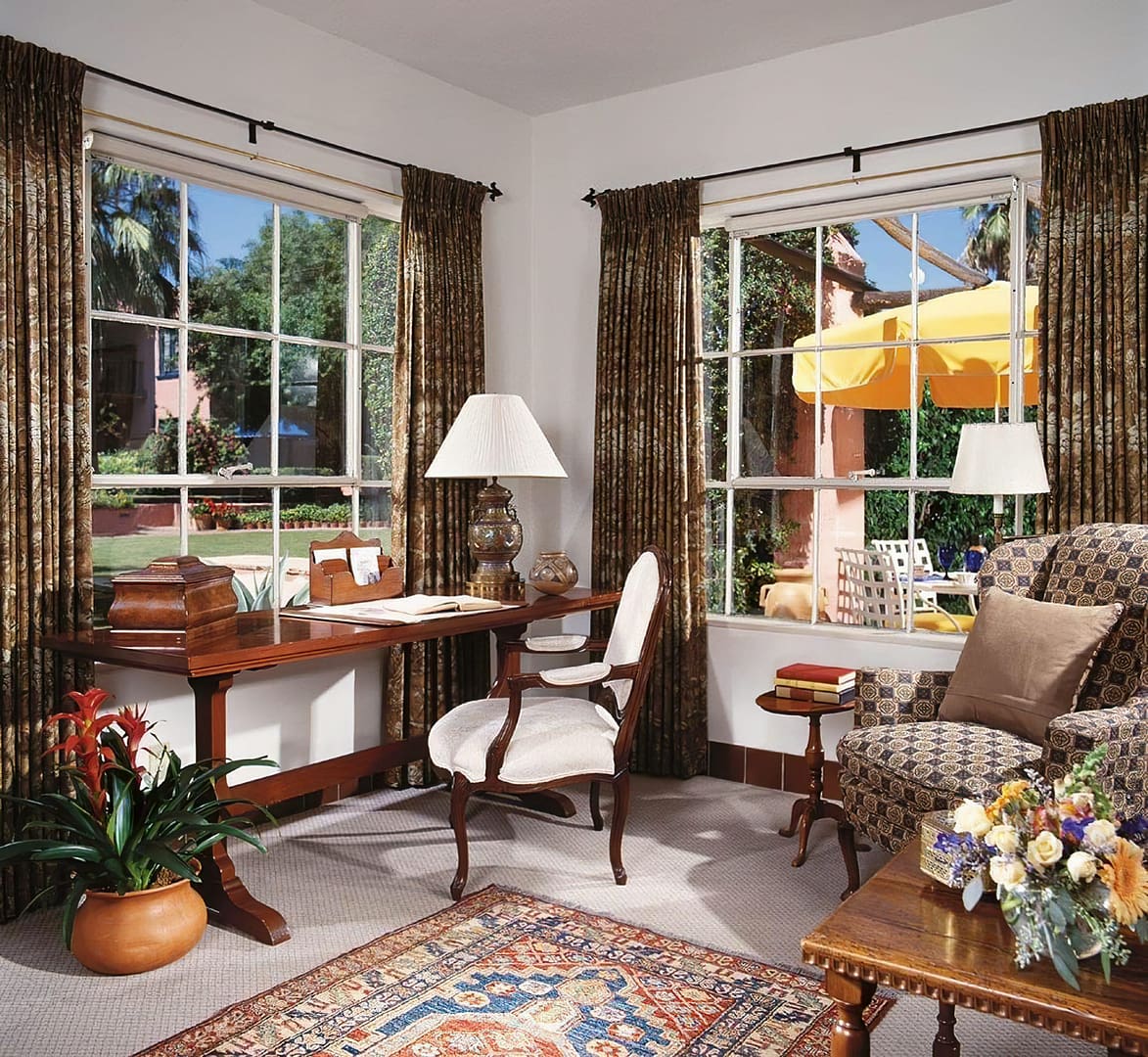 Living room view of Arizona Inn