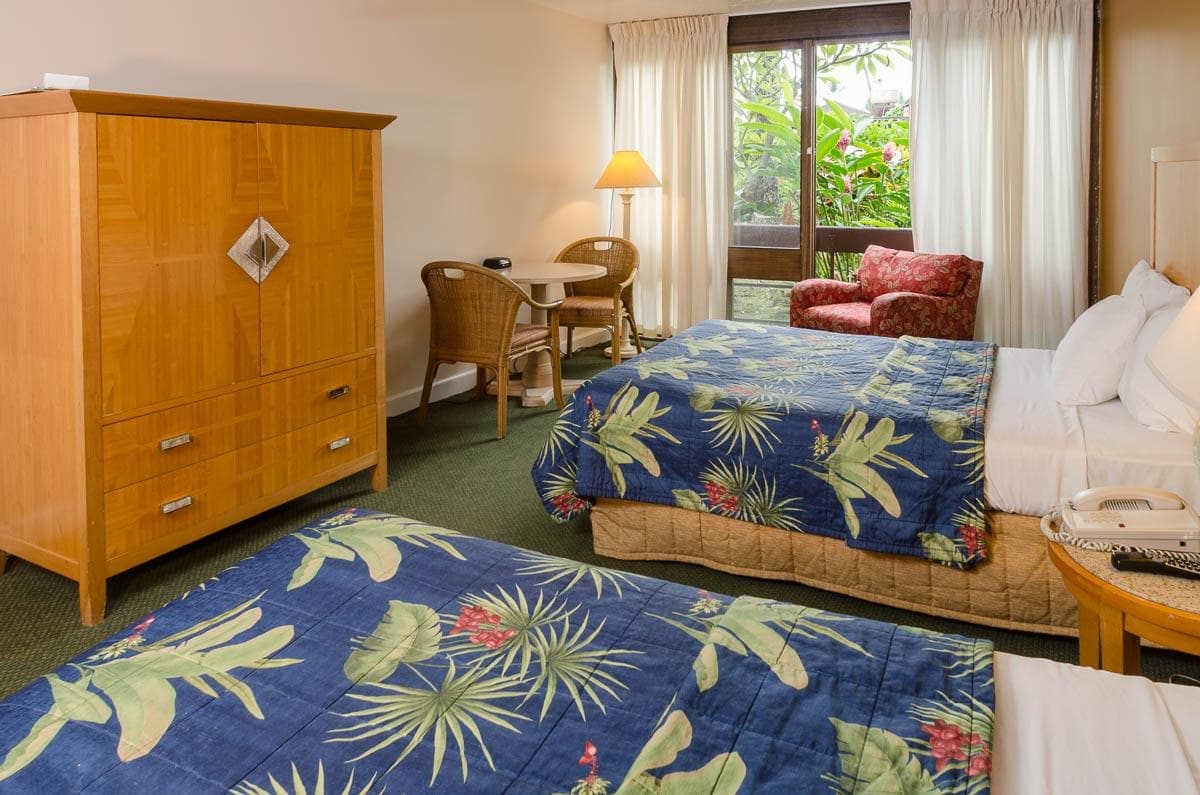 Uncle Billy's Kona Bay Hotel