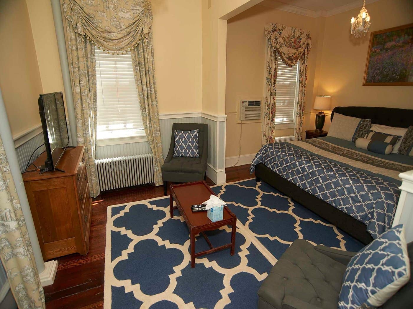 Bedroom view of Bellevue Manor