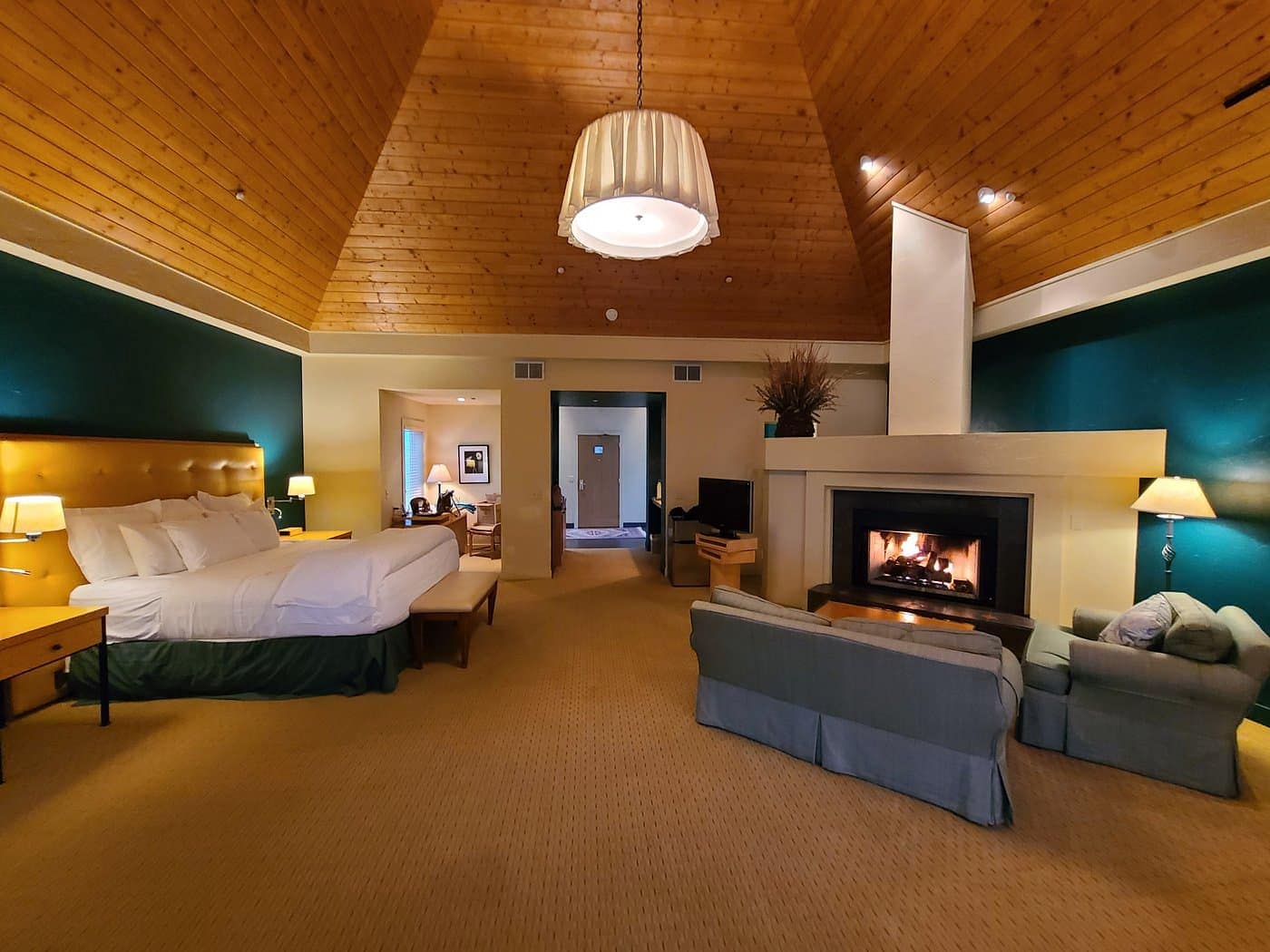 Bedroom view of Inn Walden