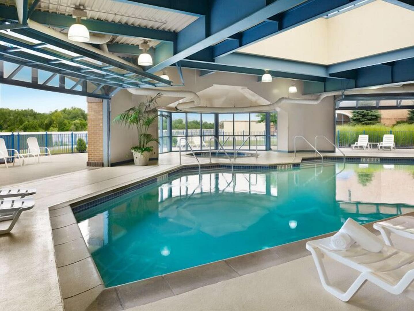 Pool view of Ameristar Casino Hotel Council Bluffs