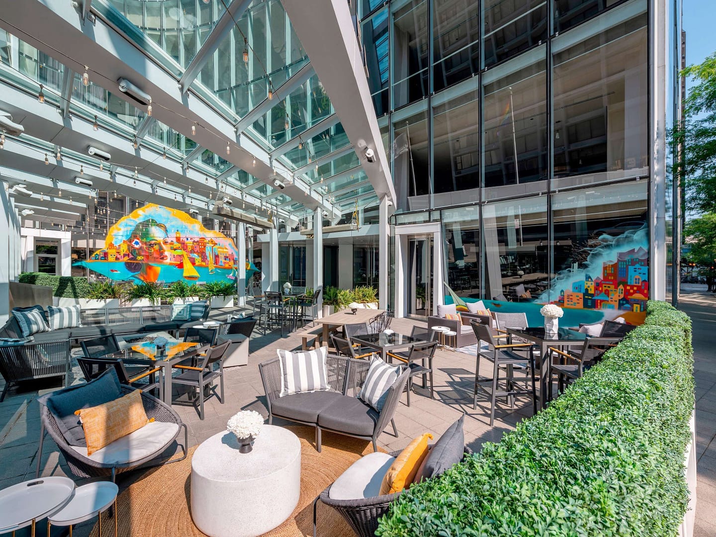 Restaurant view of Sofitel Chicago Magnificent Mile