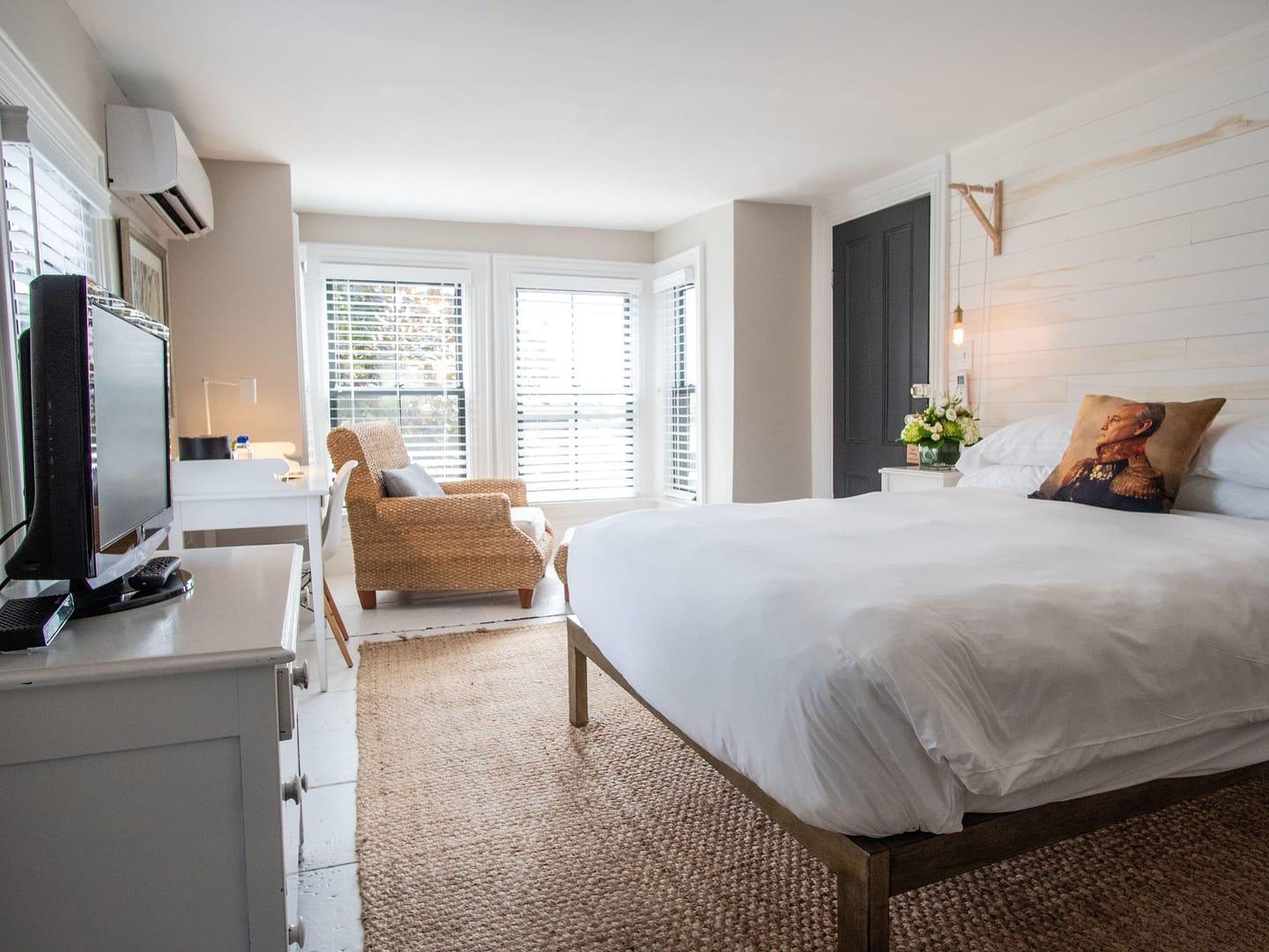 Bedroom view of The Waterford Inn