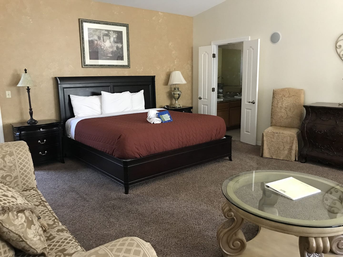 Bedroom view of Candlewyck Cove Resort