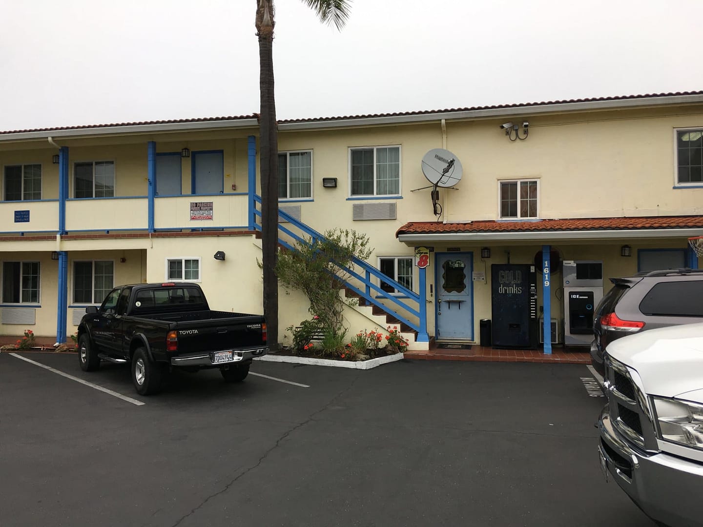 Super 8 by Wyndham Berkeley