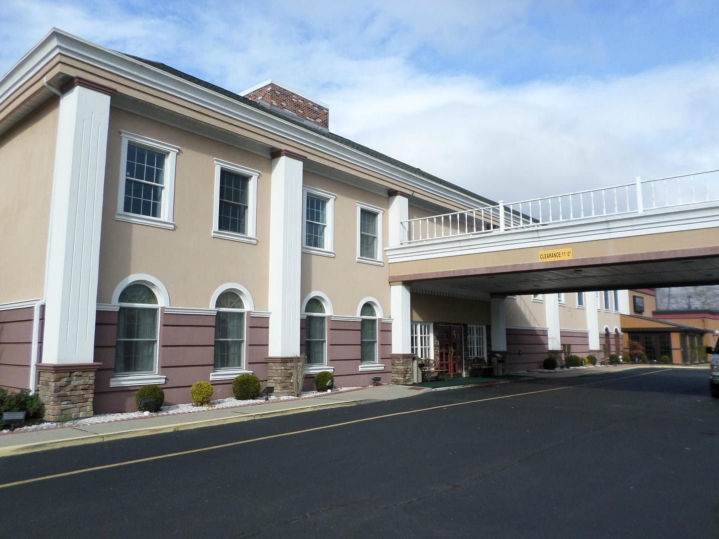 Clarion Hotel Palmer Inn