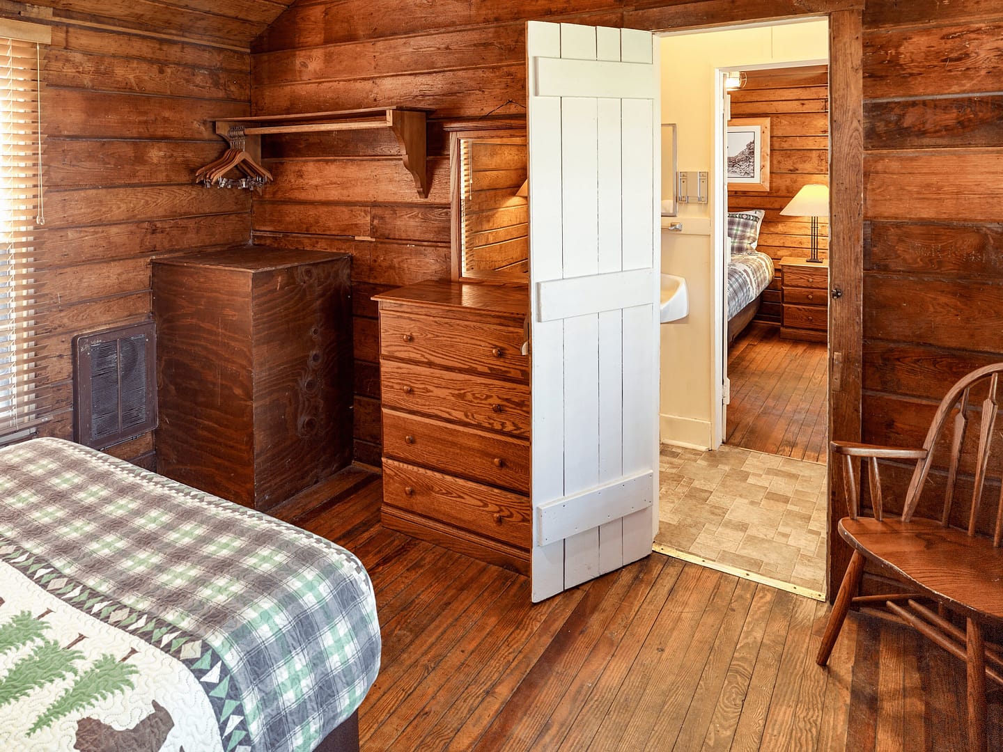 Lewis Mountain Cabins