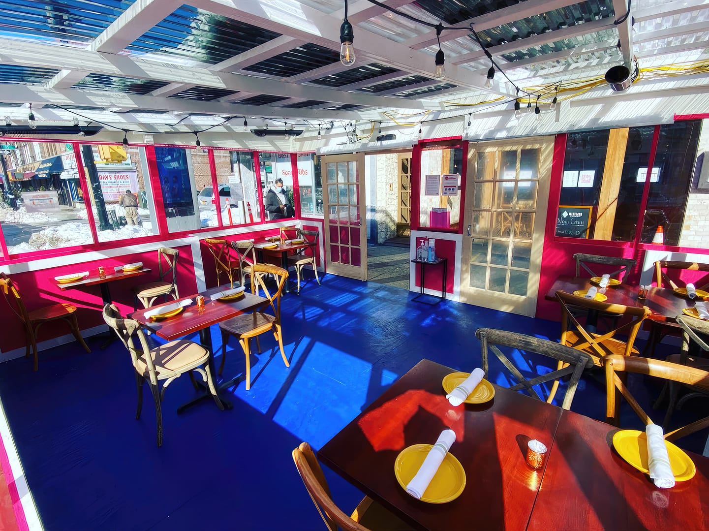 Ruta Oaxaca Mexican Cuisine Astoria outdoor area