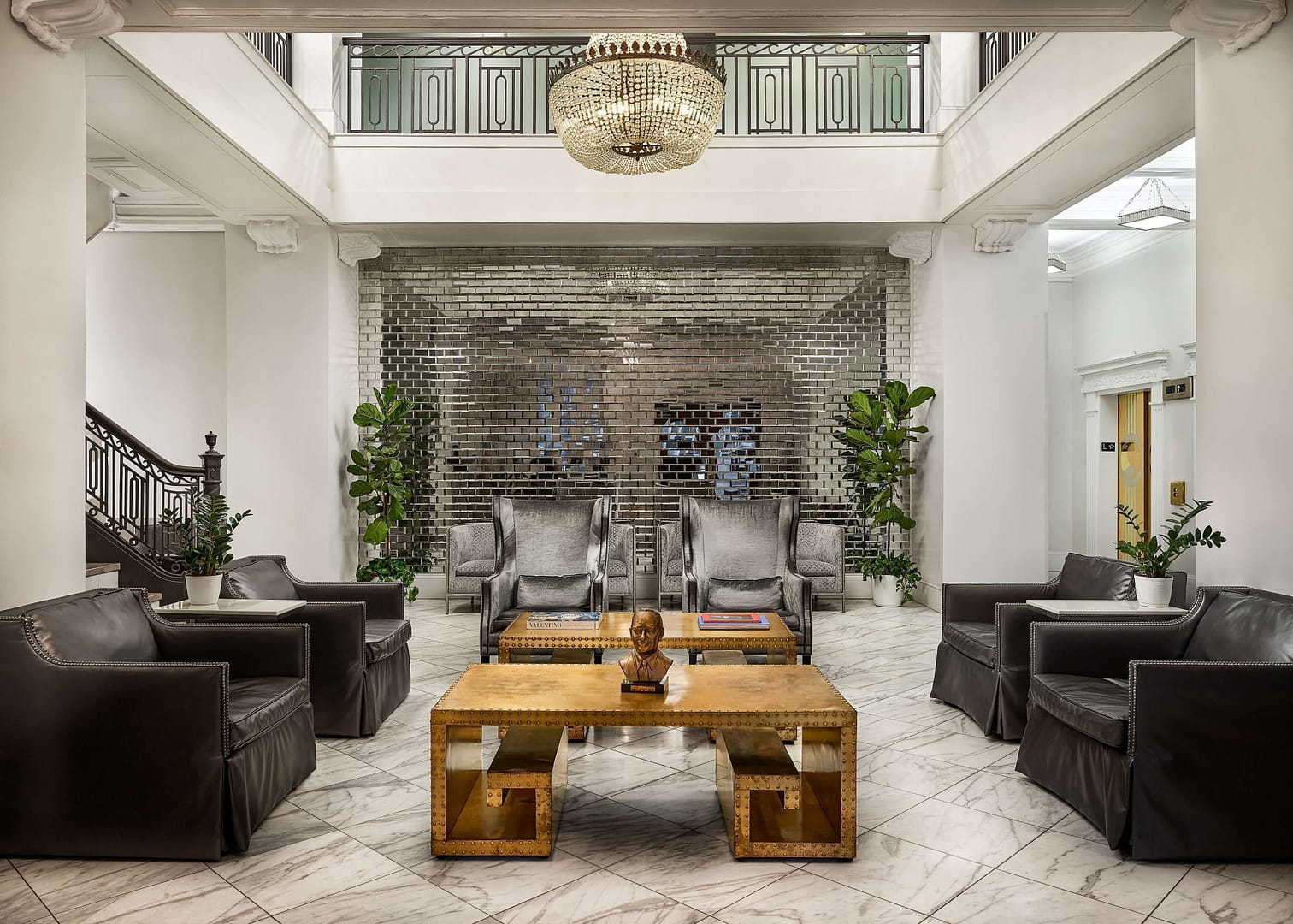 Redmont Hotel Birmingham, Curio Collection by Hilton