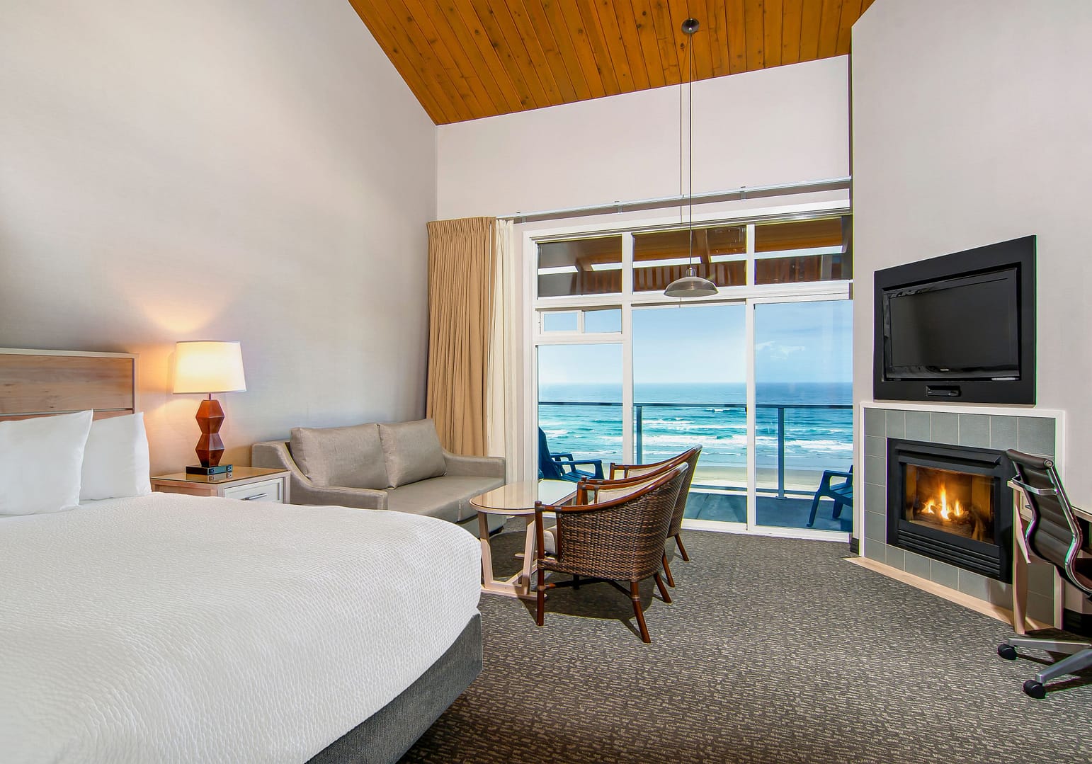 Living room view of Hallmark Resort Newport