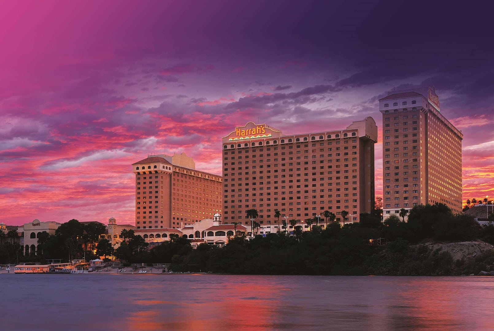 Building view of Harrah's Laughlin Beach Resort & Casino