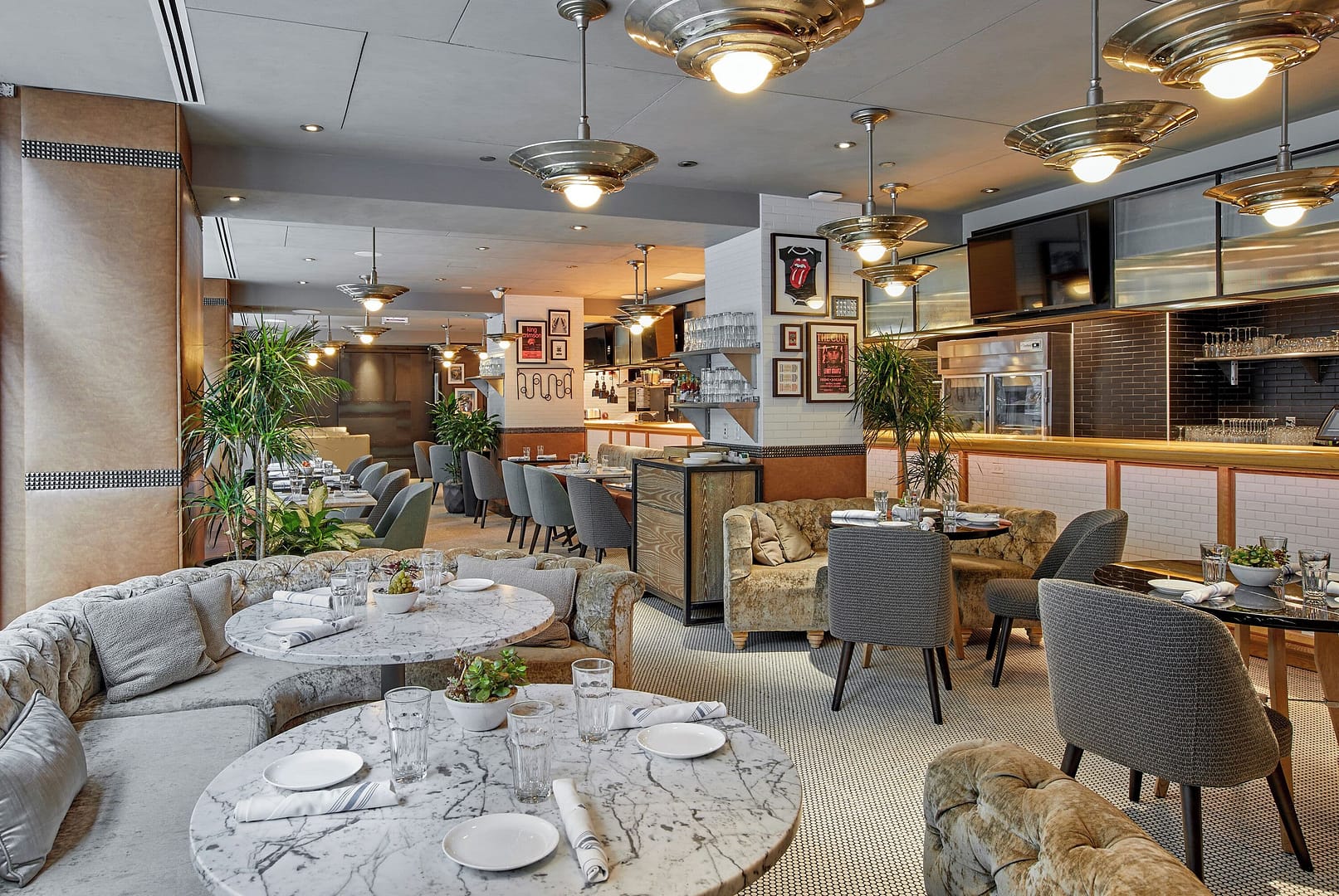 Restaurant view of Virgin Hotels Chicago