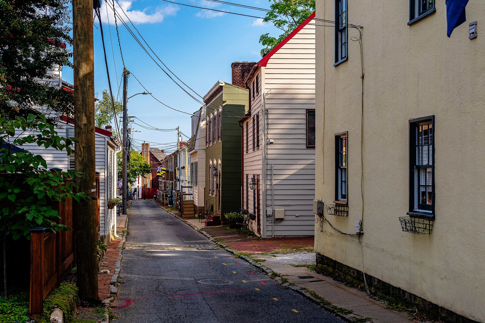 Downtown Annapolis, Maryland with street and neighborhood