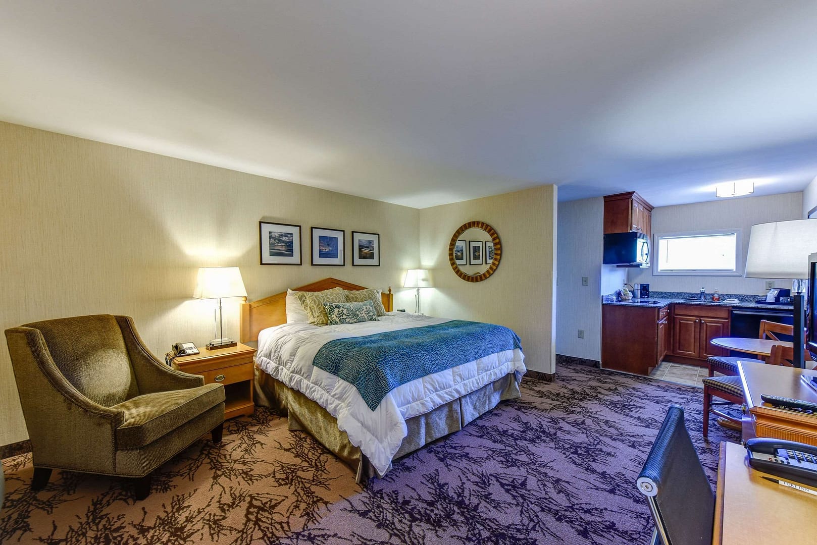 Bedroom view of Port Inn and Suites Portsmouth, Ascend Hotel Collection