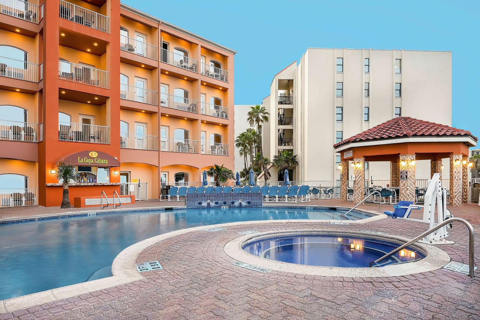 Pool view of La Copa Inn Beach Hotel