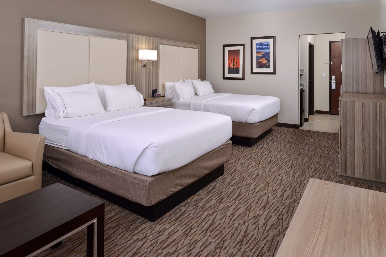 Holiday Inn Express & Suites Williams by IHG