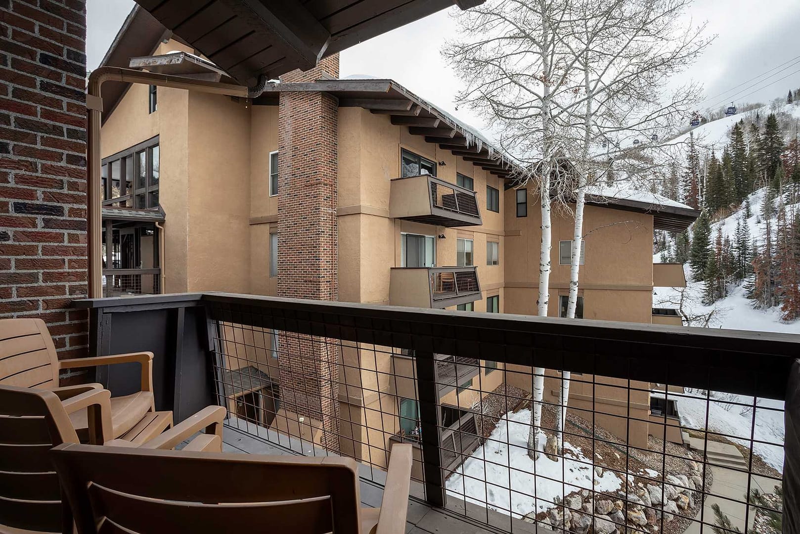 Storm Meadows Club Condominiums