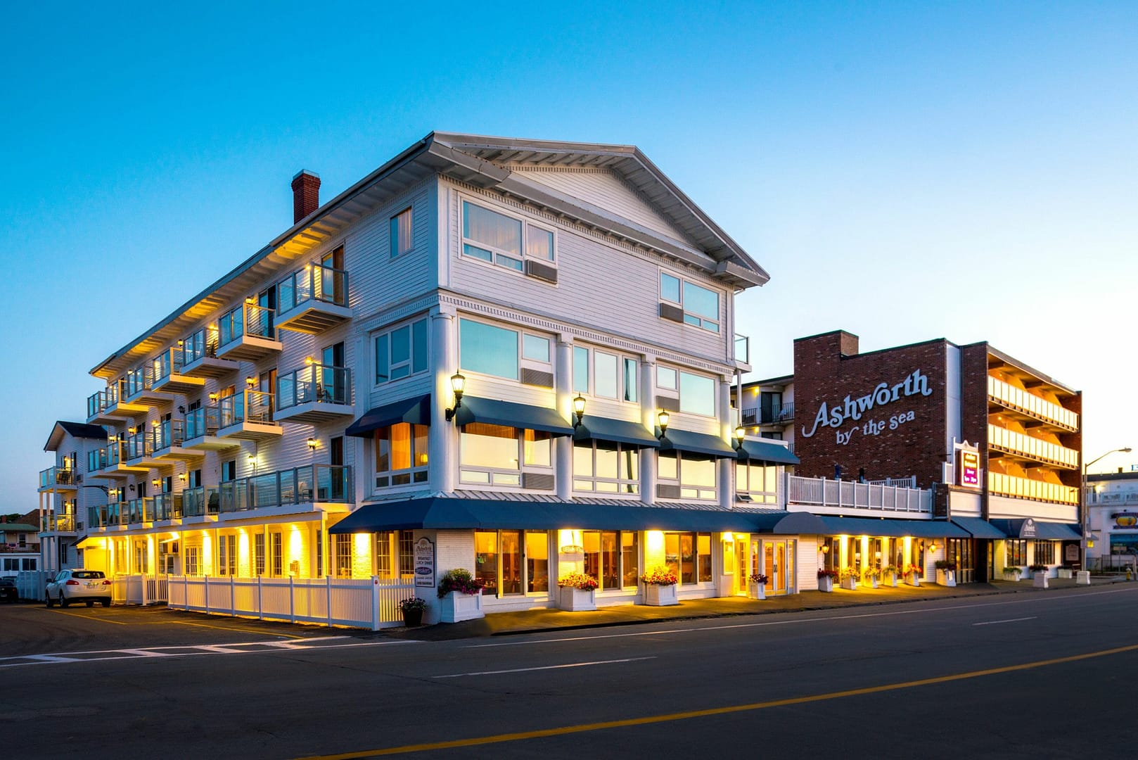 Building view of Ashworth by the Sea