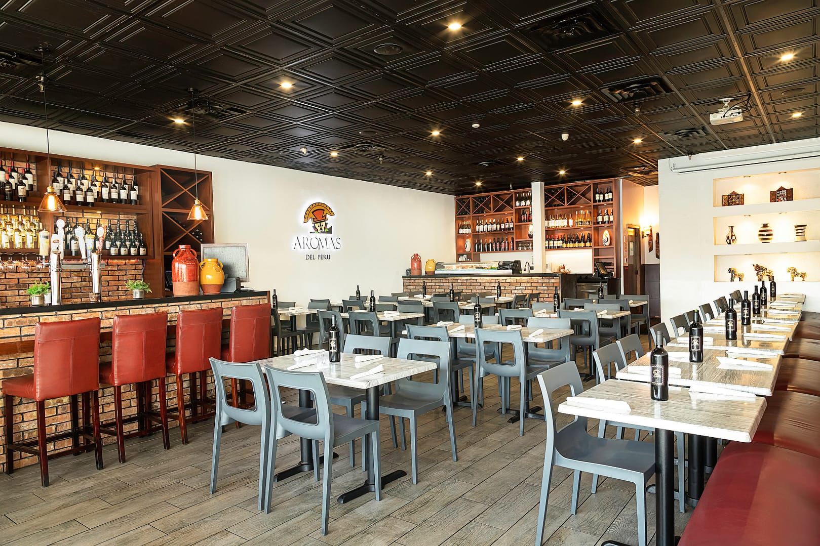 Aromas Del Perú Kendall interior