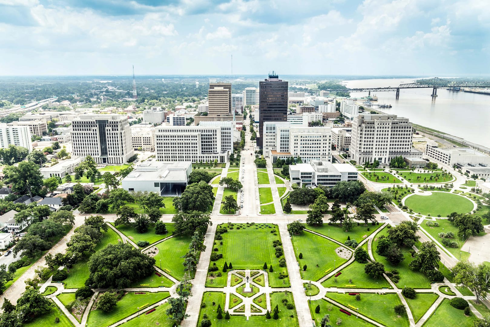 Aerial view of Baton Rouge with Huey Long statue and skyline