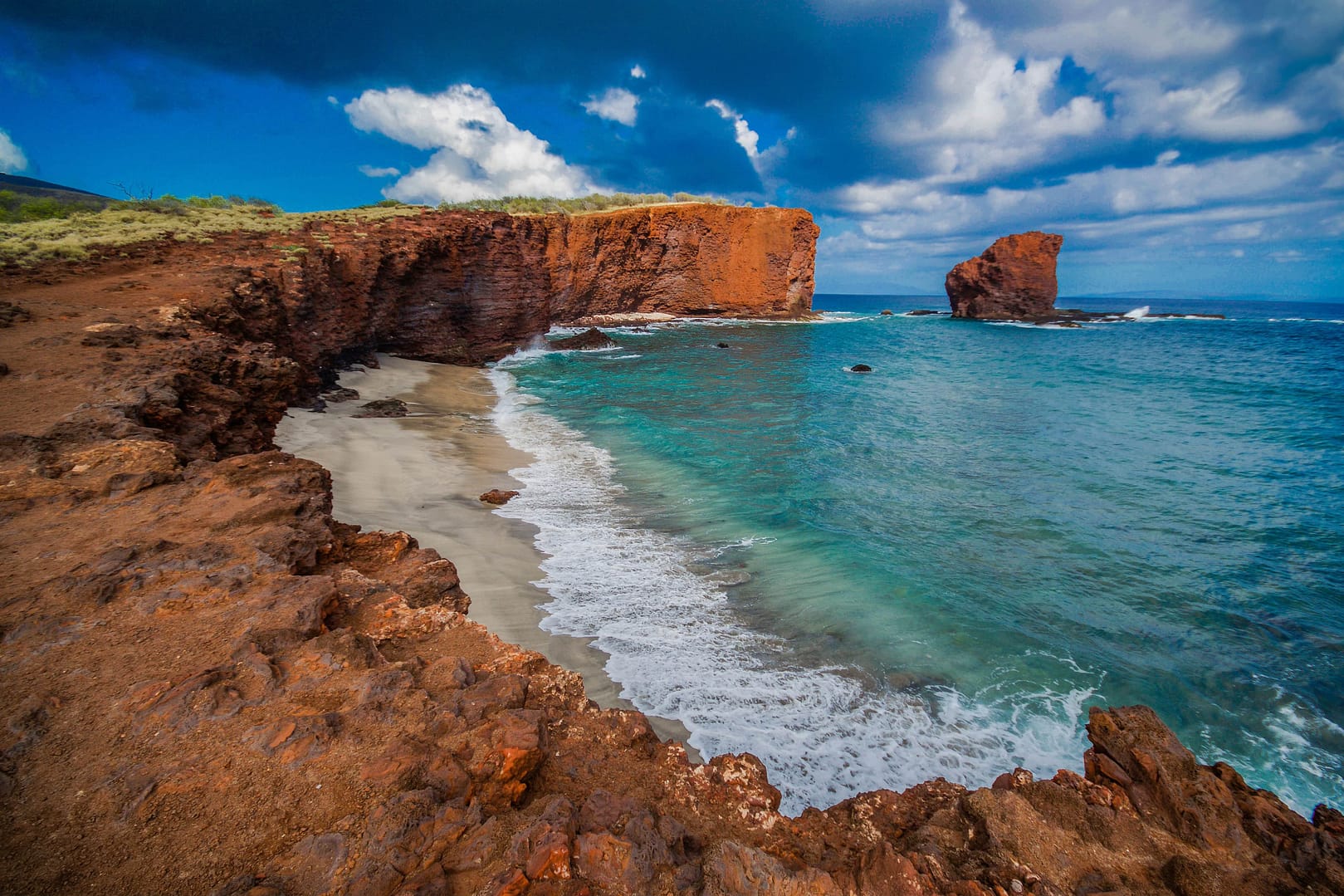 Hulopoe Sharks Bay Overlook, Puupeha, Lanai, Hawaii, USA