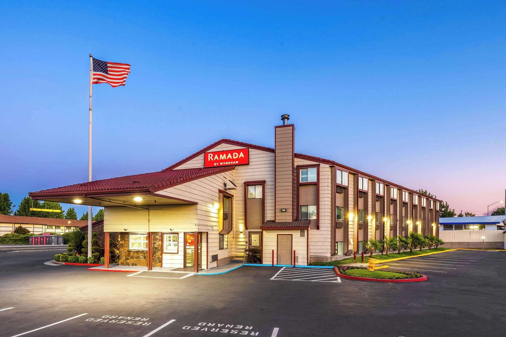 Ramada by Wyndham Medford Airport North