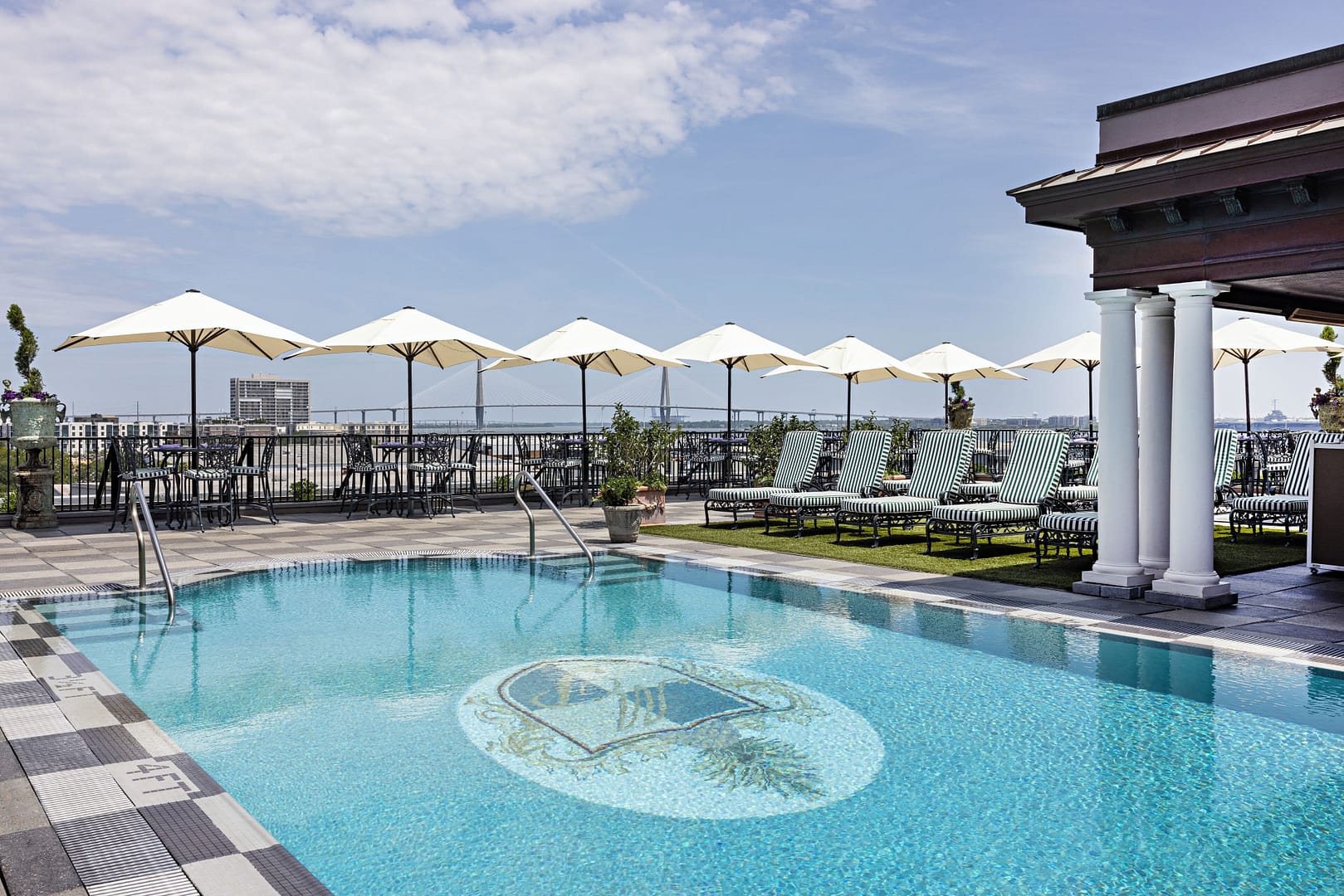 Market Pavilion Hotel