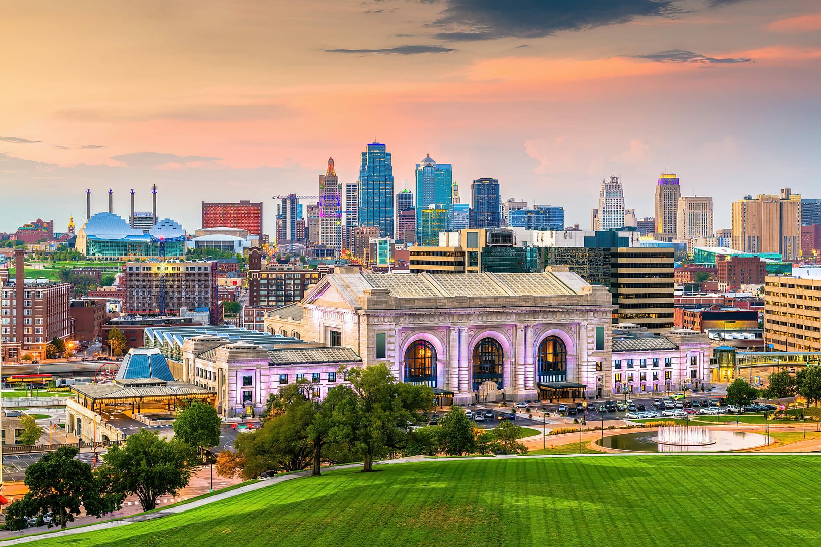 Kansas City, Missouri, USA downtown skyline with Union Station
