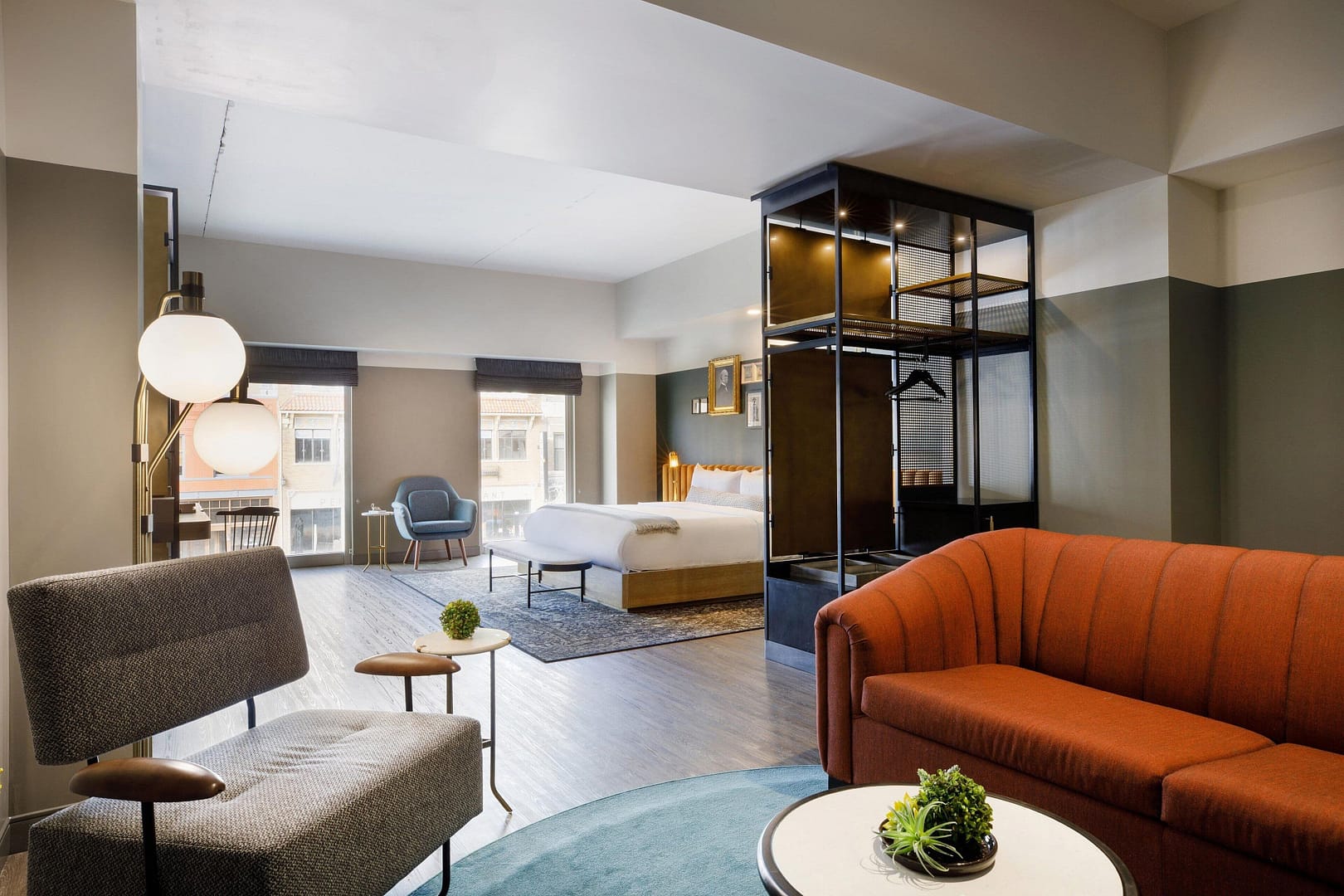 Living room view of Cyrus Hotel, Topeka, a Tribute Portfolio Hotel