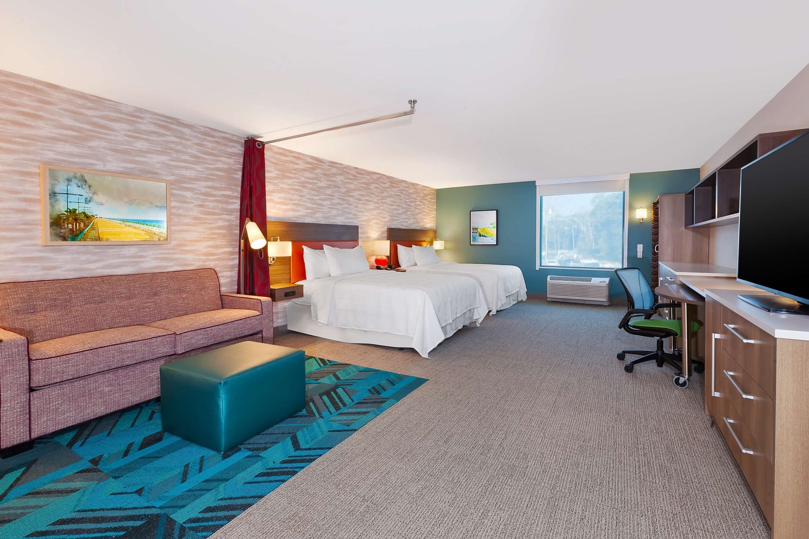 Bedroom view of Home2 Suites by Hilton Wilmington Wrightsville Beach