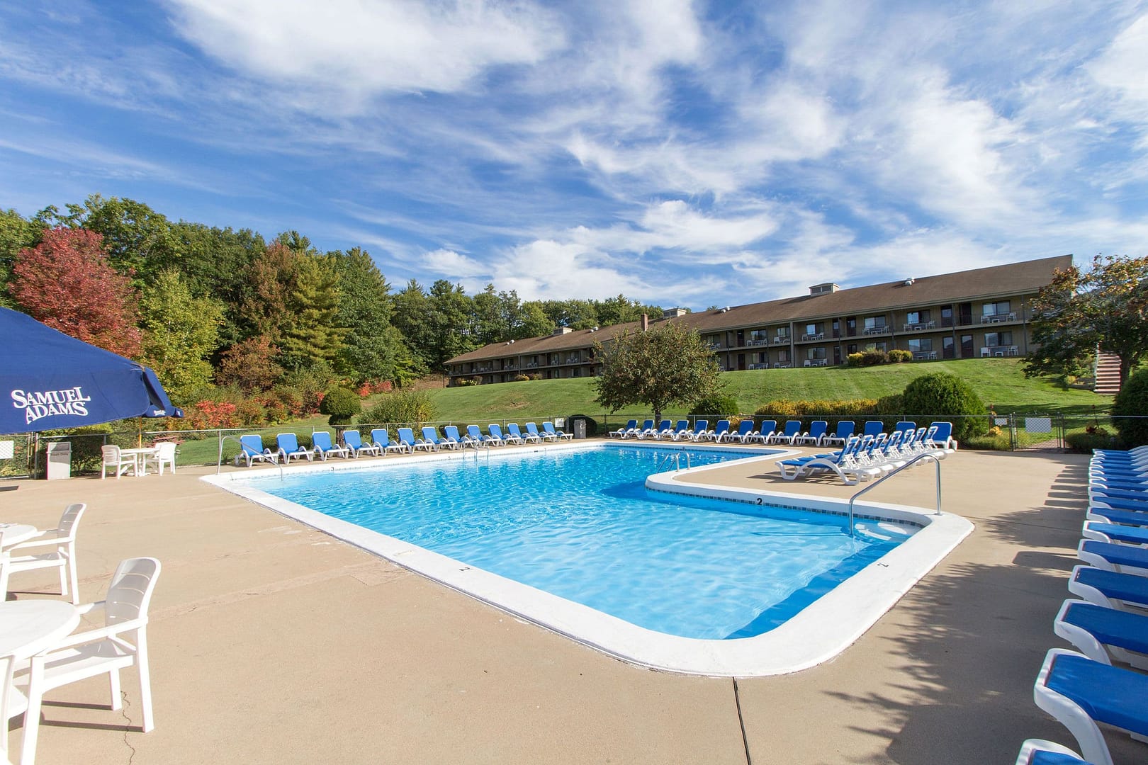 Pool view of Fox Ridge Resort