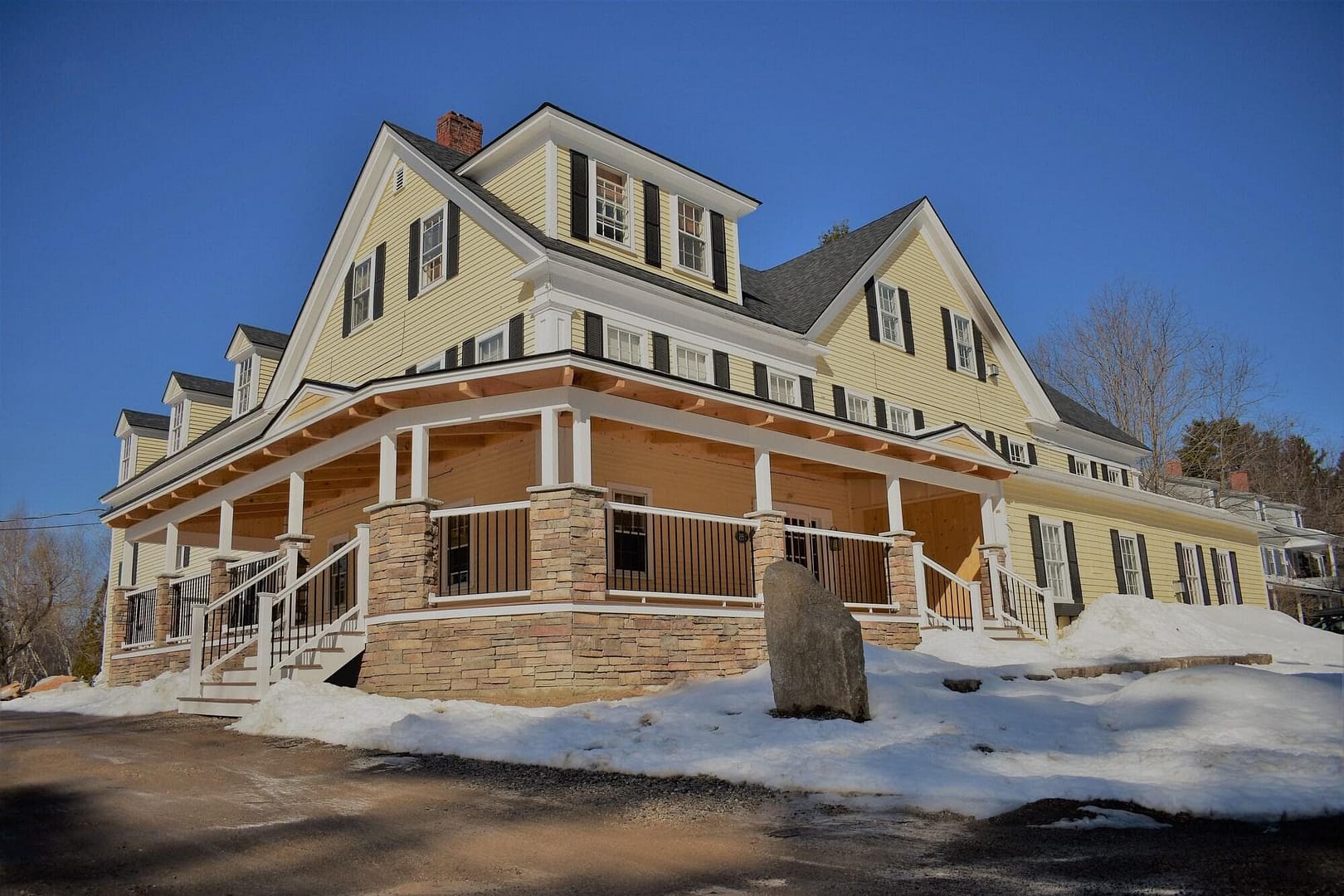 Building view of Isaac Merrill House