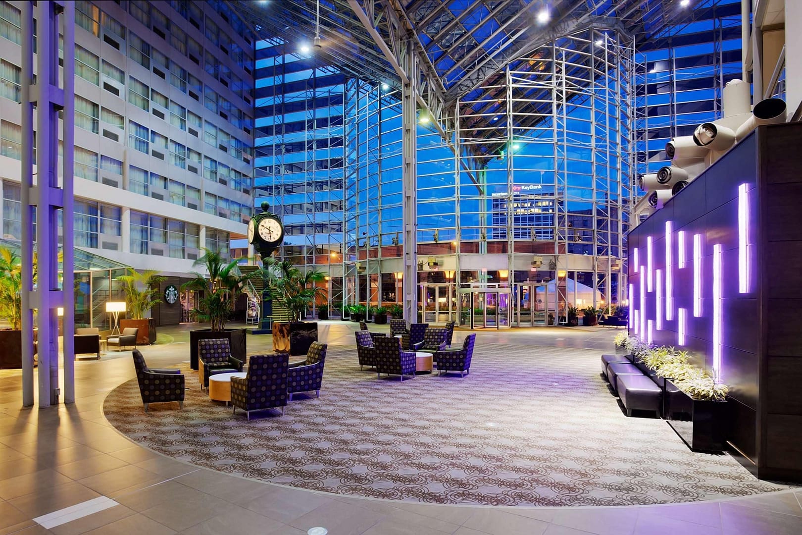 Lobby view of DoubleTree by Hilton Hotel South Bend