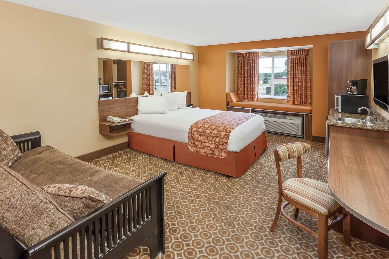 Bedroom view of Microtel Inn & Suites by Wyndham South Bend/At Notre Dame