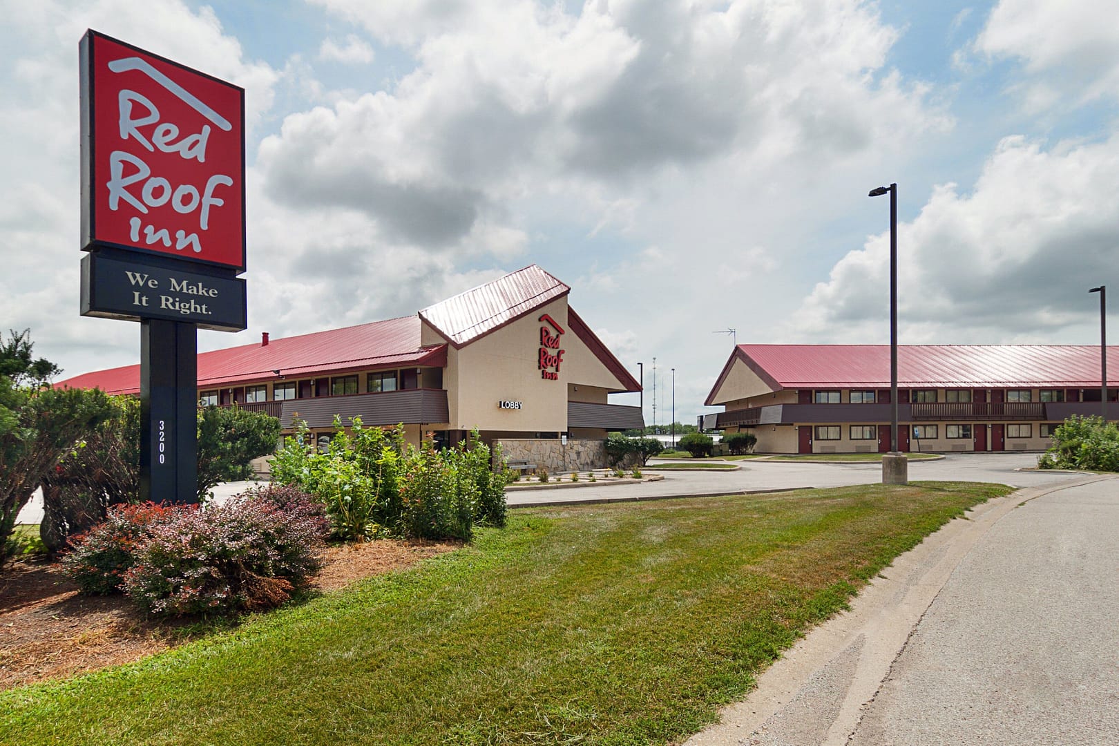 Building view of Red Roof Inn Springfield, IL