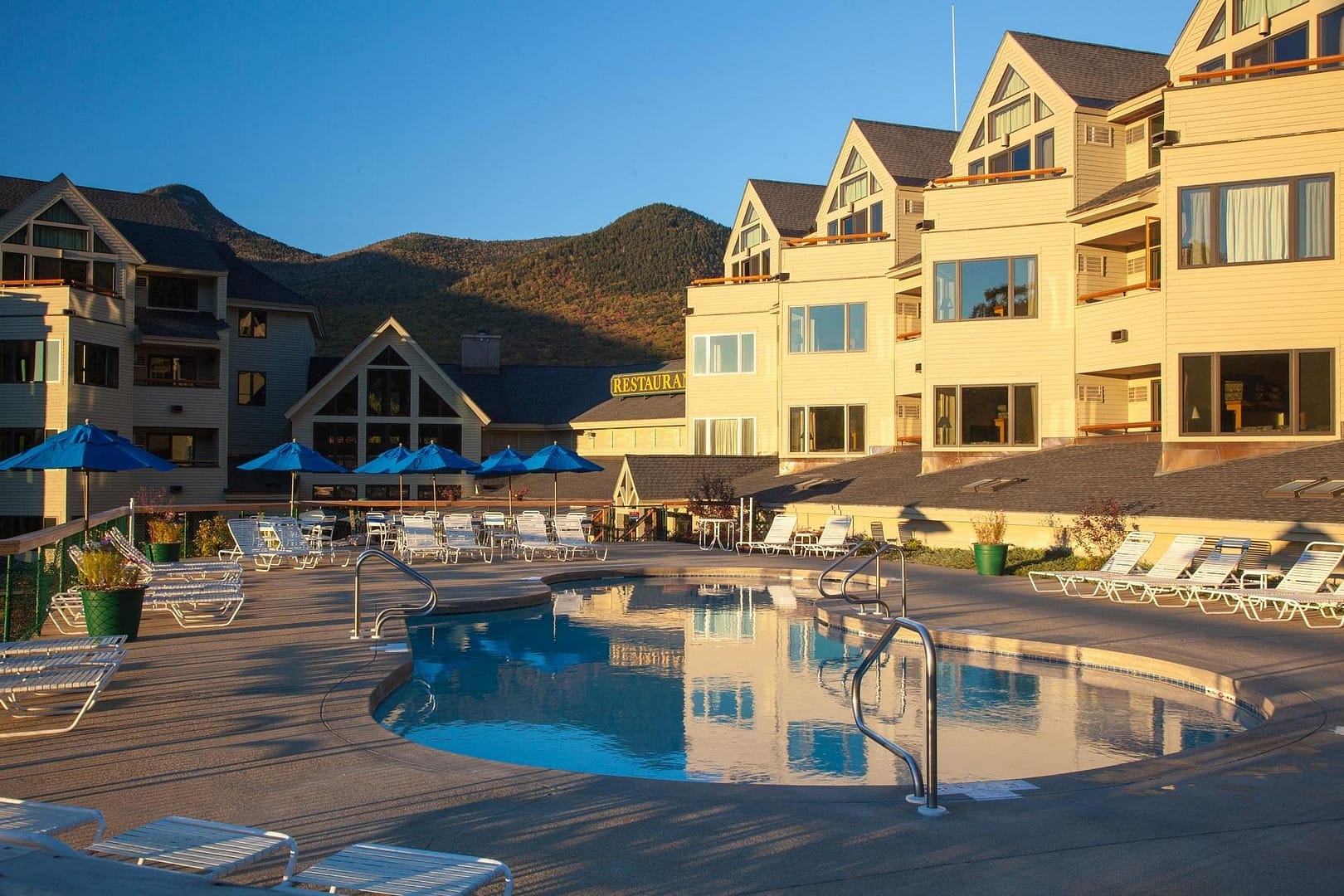 Pool view of The Mountain Club on Loon