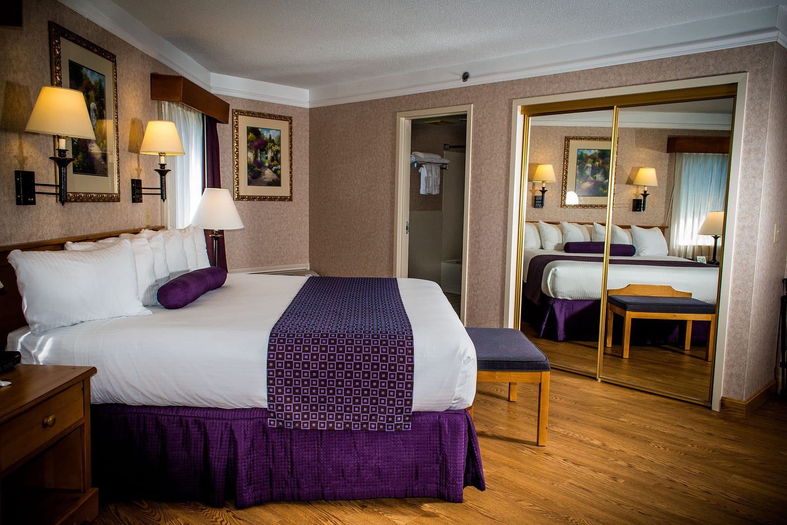 Bedroom view of Best Western Plus Executive Court Inn & Conference Center