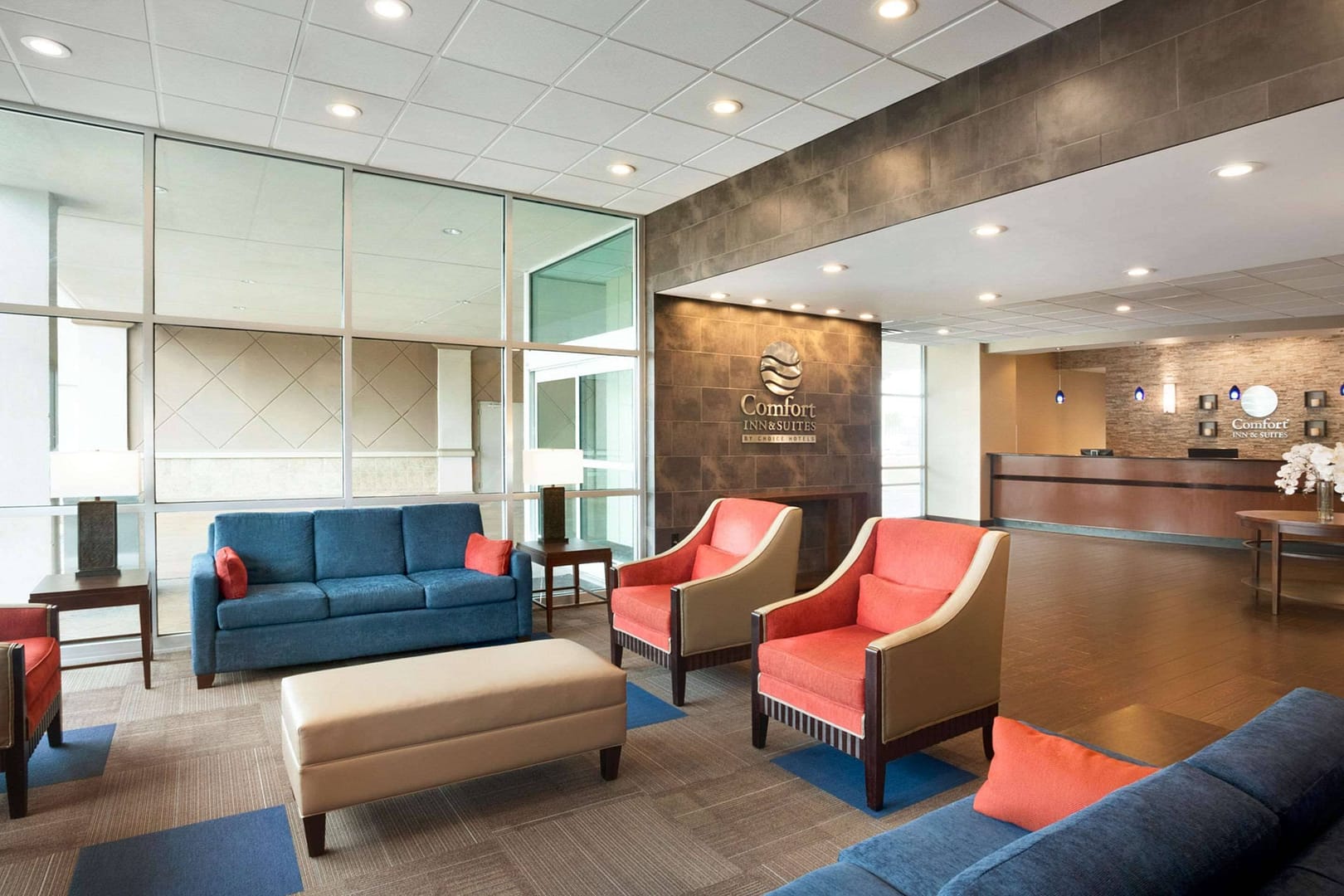 Lobby view of Comfort Inn & Suites Presidential