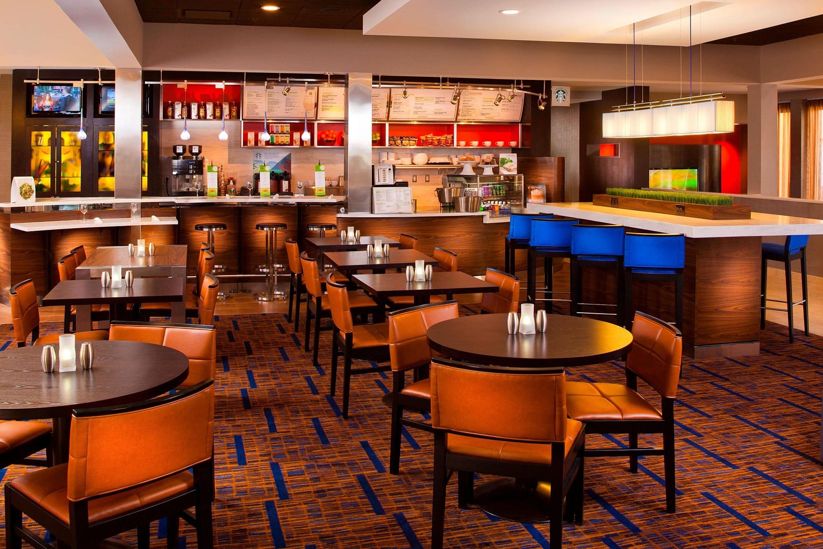 Bar view of Courtyard by Marriott Little Rock West