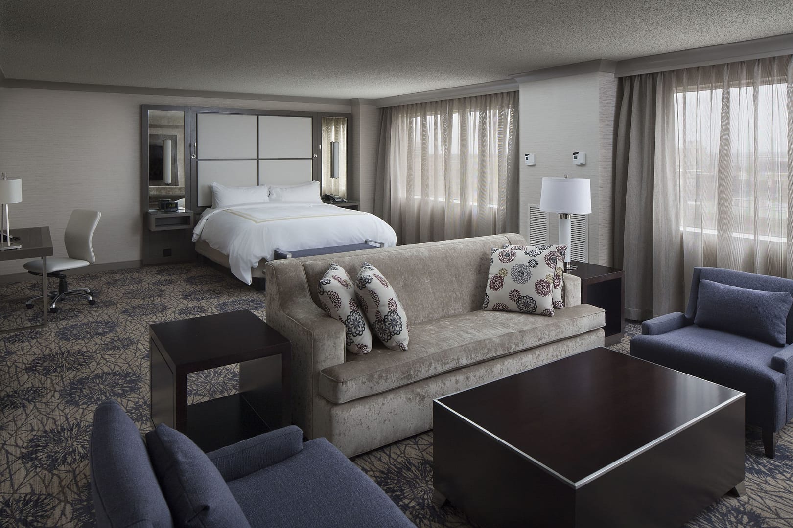 Bedroom view of Little Rock Marriott