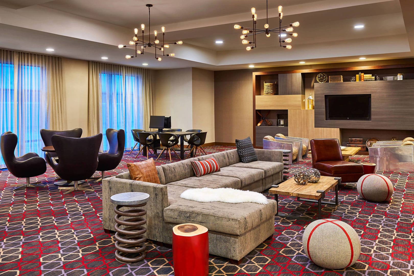 Lounge view of Four Points by Sheraton Fargo Medical Center